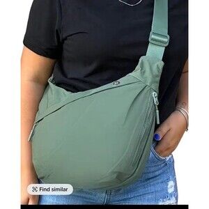 Rainbow Boutique Red Nylon Sling Bag Crossbody Hip Hugger Bag Adjustable